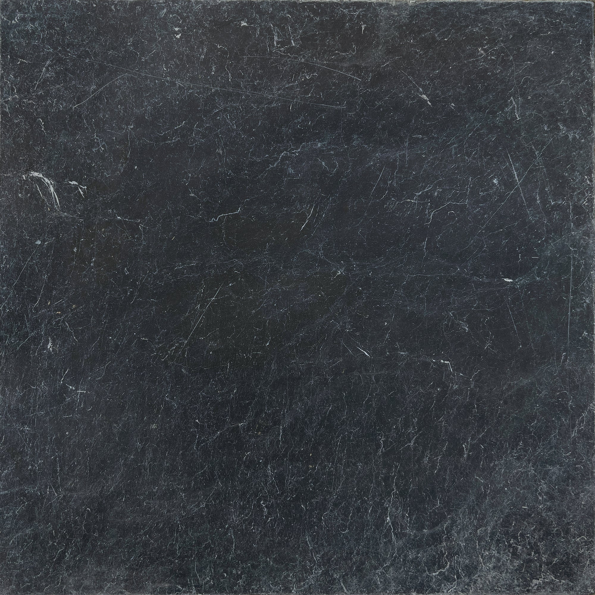 Venetian Black &amp; White Tumbled