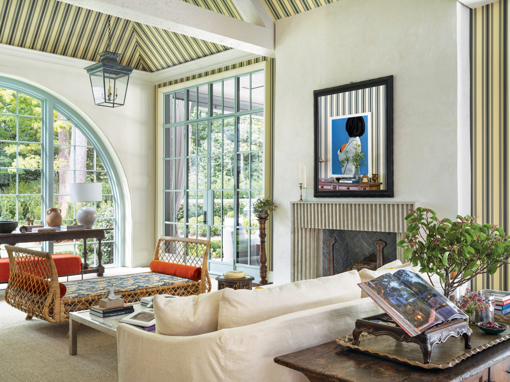 Contour  |  Contemporary